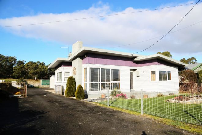 5 Nelson Street, Smithton TAS 7330