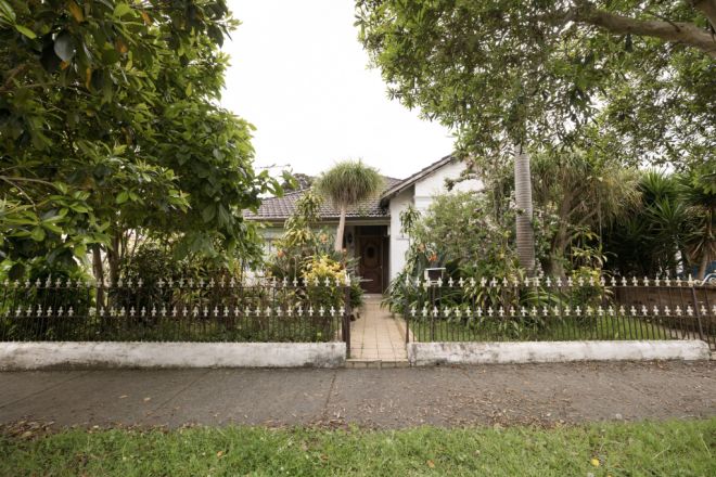 10 England Avenue, Marrickville NSW 2204