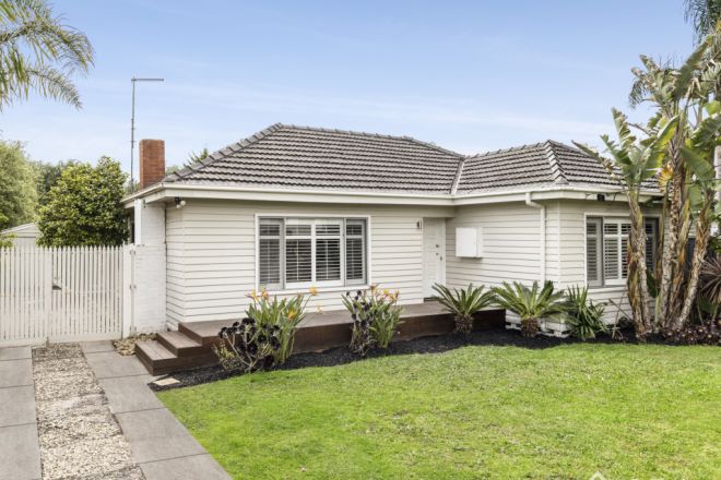 47 Warren Road, Parkdale VIC 3195