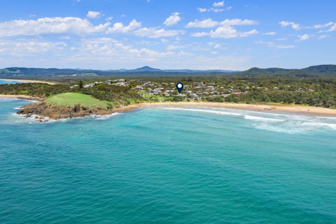 1 Surf Street, Emerald Beach NSW 2456