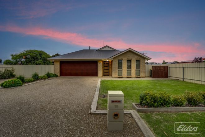 18 Merrett Avenue, Goolwa Beach SA 5214