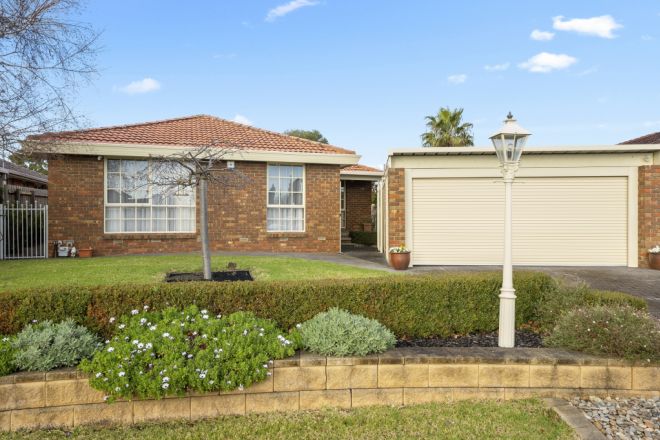 5 Lillee Close, Wantirna South VIC 3152