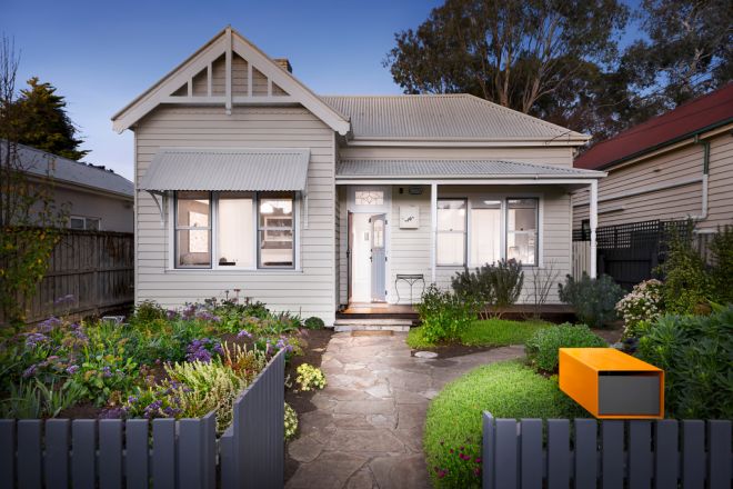 16 Knowles Street, Northcote VIC 3070