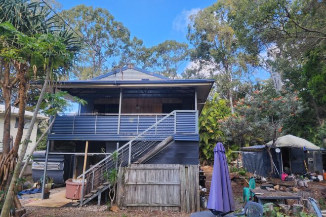 28 Cabriolet Crescent, Macleay Island QLD 4184