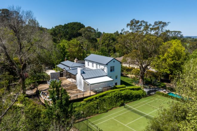 24 Rostrevor Road, Crafers West SA 5152