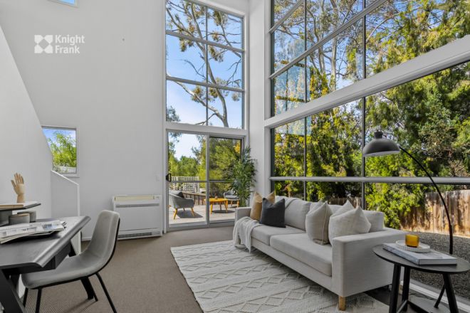 2/23 Utiekah Drive, Taroona TAS 7053