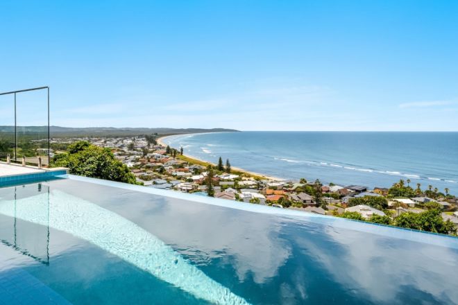 11 Henderson Place, Lennox Head NSW 2478