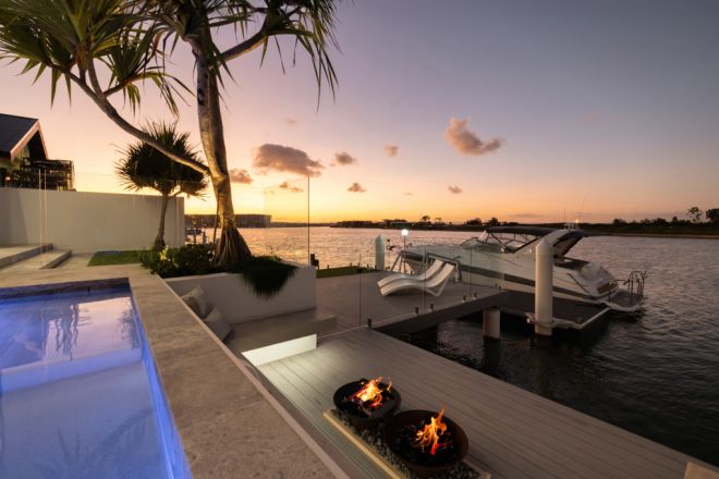 73 Quay Circuit, Newport QLD 4020