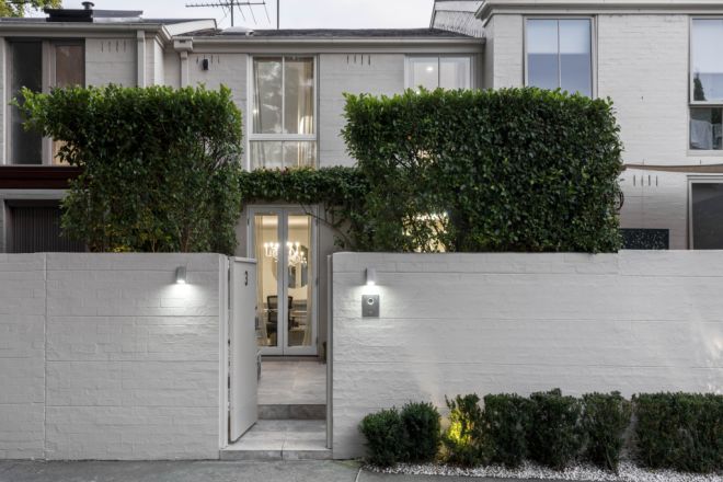 3/64 Irving Road, Toorak VIC 3142