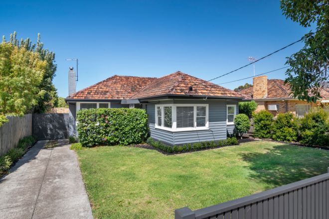 135 Rathcown Road, Reservoir VIC 3073