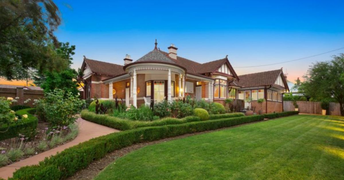Goulburn home combines historic charm and modern luxuries