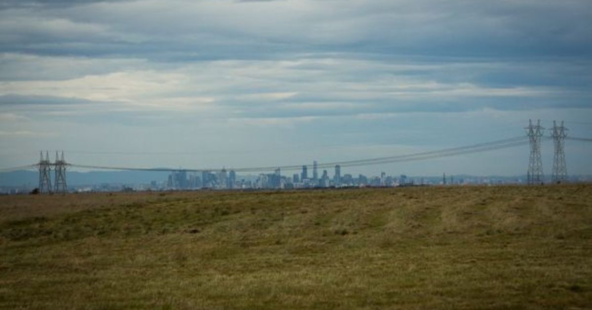 New suburb for Melbourne, Mount Atkinson, to house 22,000 people within 15 years