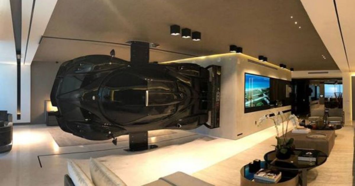 Rare Pagani Zonda Sportscar Creates Stunning Centrepiece In