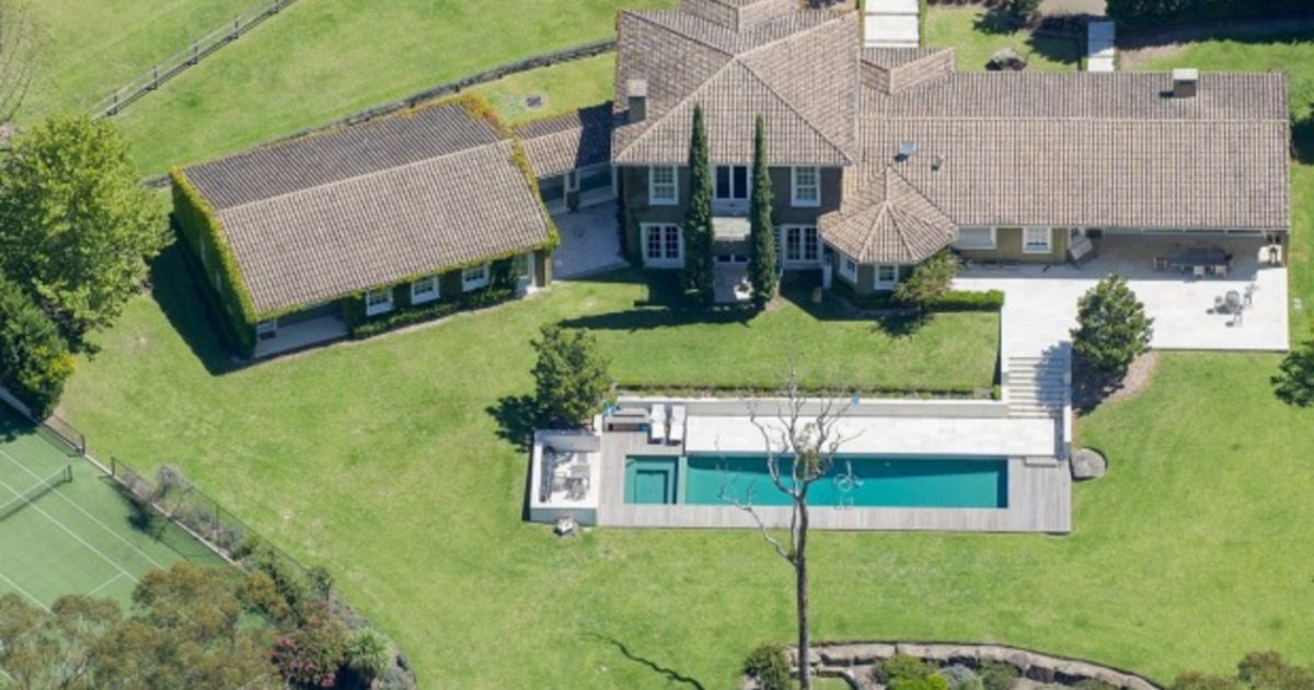 Dame Joan Sutherland’s home to sell for more than a song