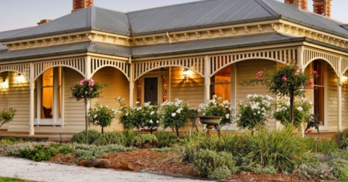 Luxury by a country mile, with historic mansions in rural Victoria