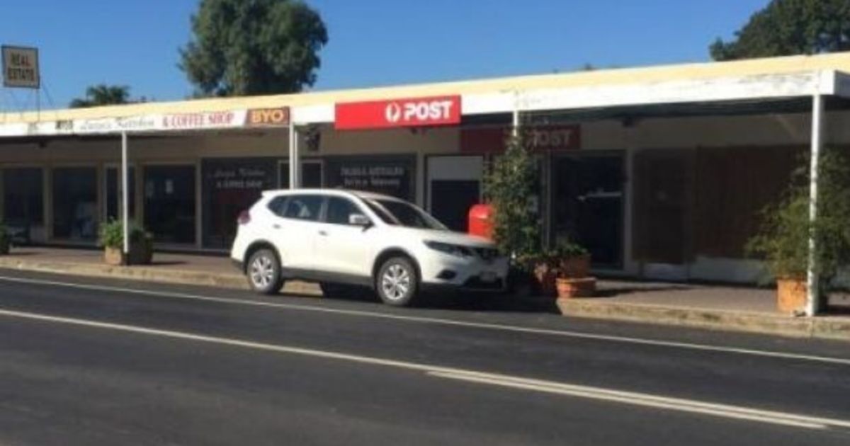 No reserve auction Queensland town of Yelarbon sells for 156,000