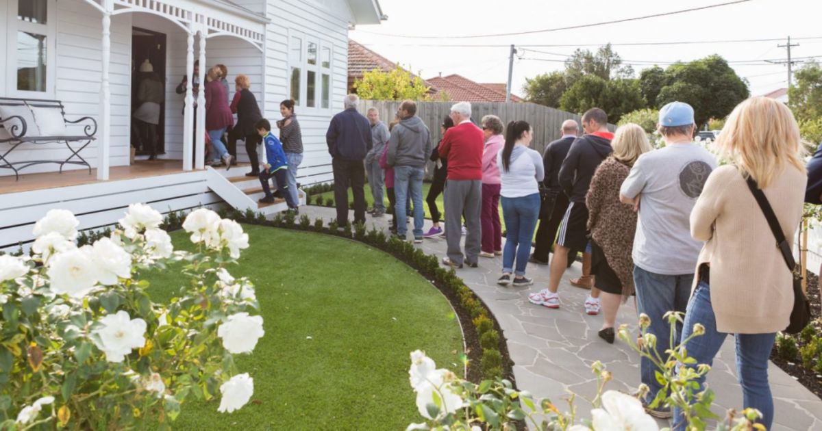 Barry Plant Mount Waverley accused of misrepresenting prices of 25 houses