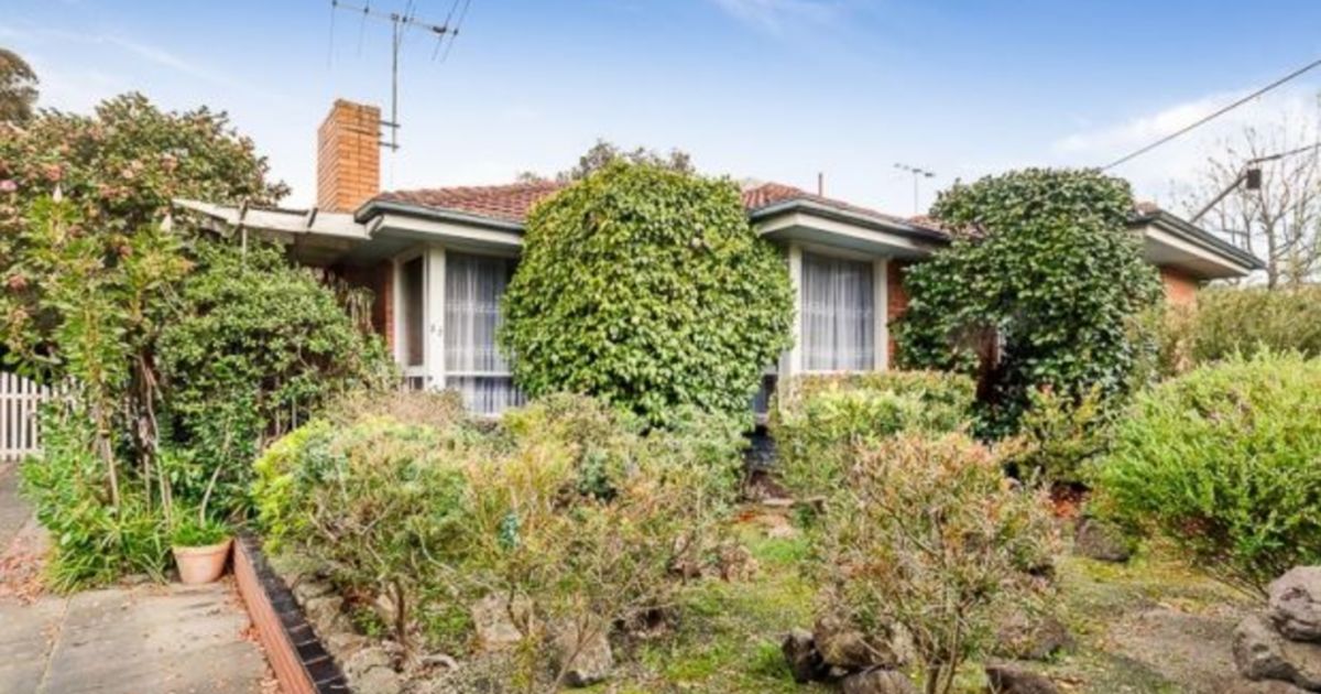 Middle to outer suburbs of Melbourne see huge price growth with buyers