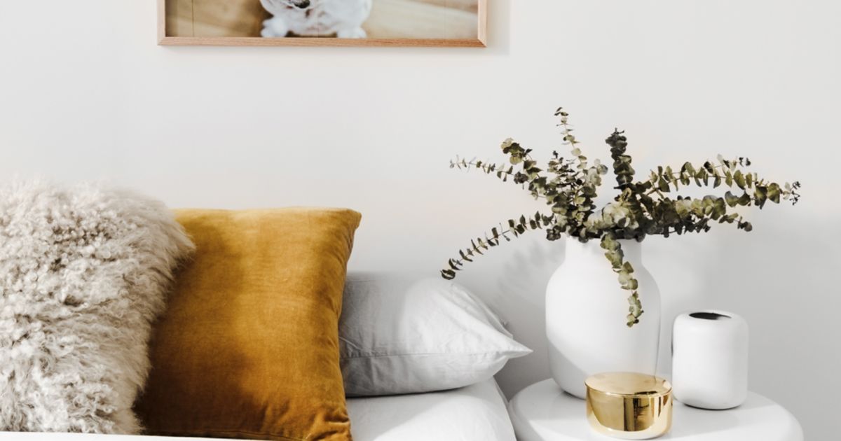 Expert advice The art of choosing, framing and hanging art in your home