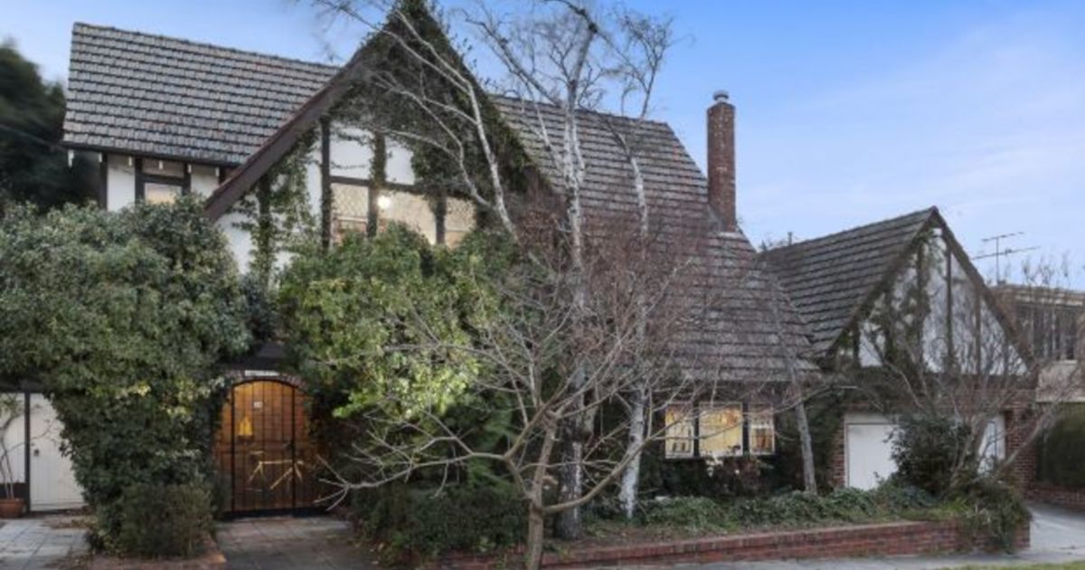House with rare zoning in Hawthorn East sells for 2.46 million