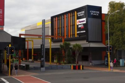 Hamilton NZ shopping malls on brink of selling
