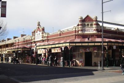 Last orders called on Fremantle Markets' favourite watering hole after 40 years