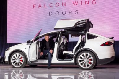 Global retail invasion to get bigger in 2016 as luxury brands head for Australia