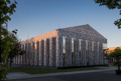 Artist creates life-sized replica of Parthenon from banned books