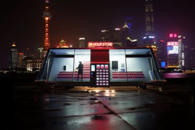 Prototype of mobile, driverless supermarket unveiled in Shanghai