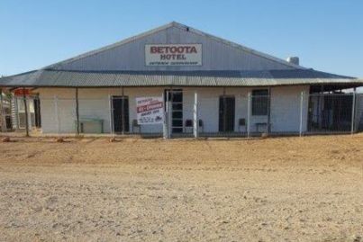 Betoota Hotel in outback Queensland to reopen a month before the beer arrives