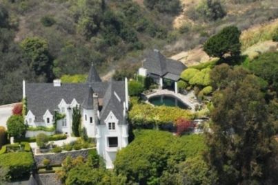 Pop star sells Hollywood castle to mystery buyer