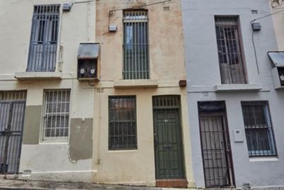 Sydney's very own skinny house up for auction