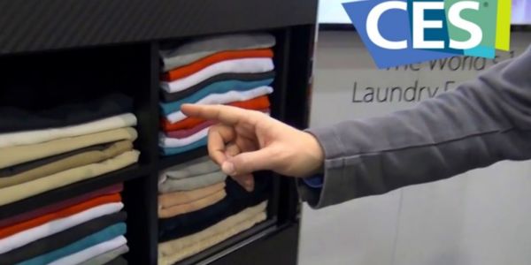 The Laundroid Robot Folds Your Laundry For You
