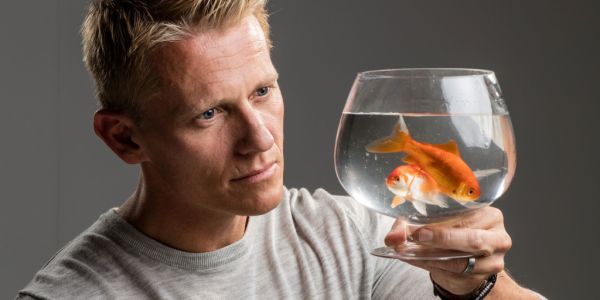 Meet The Aussie Who Has Become Britain S Favourite Tv Vet Dr Scott Miller
