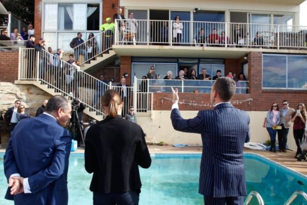 Sydney auction clearance rates fall as property market cools