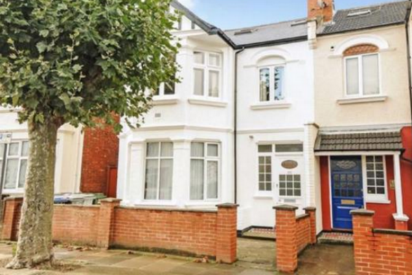 House For Sale Where One Of Britains Worst Serial Killers Murdered 12