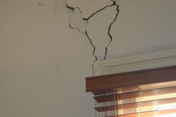 Is Your House Cracking Up What To Do About Cracks In The Home