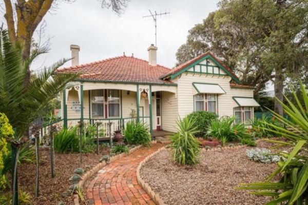 10 Of The Cheapest Towns In Victoria To Buy A House