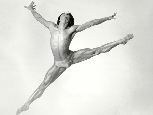 The Personal Exhibition Of Maos Last Dancer Li Cunxin In Melbourne