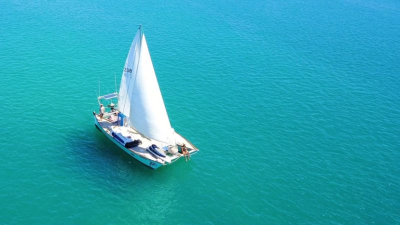 Life on a boat: People living in the middle of the ocean