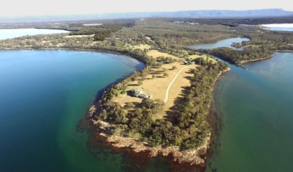 'Point Piper of Lake Macquarie' sold for $5.75 million