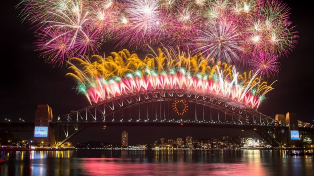Sydney New Year's Eve 2015: Where to see fireworks on the Harbour and beyond