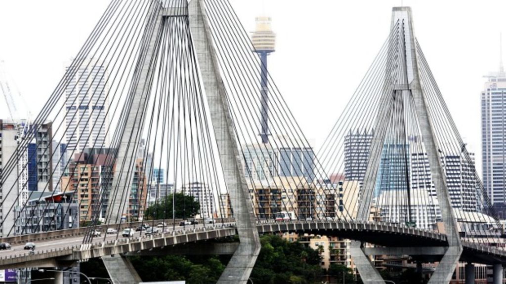 Aecom suggests turning Anzac Bridge into an elevated park