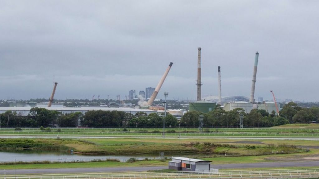 Former Clyde oil refinery chimney stacks blown up - almost
