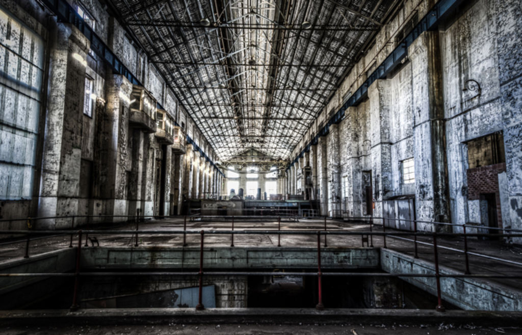 The photographer who turns Australia's abandoned buildings into art