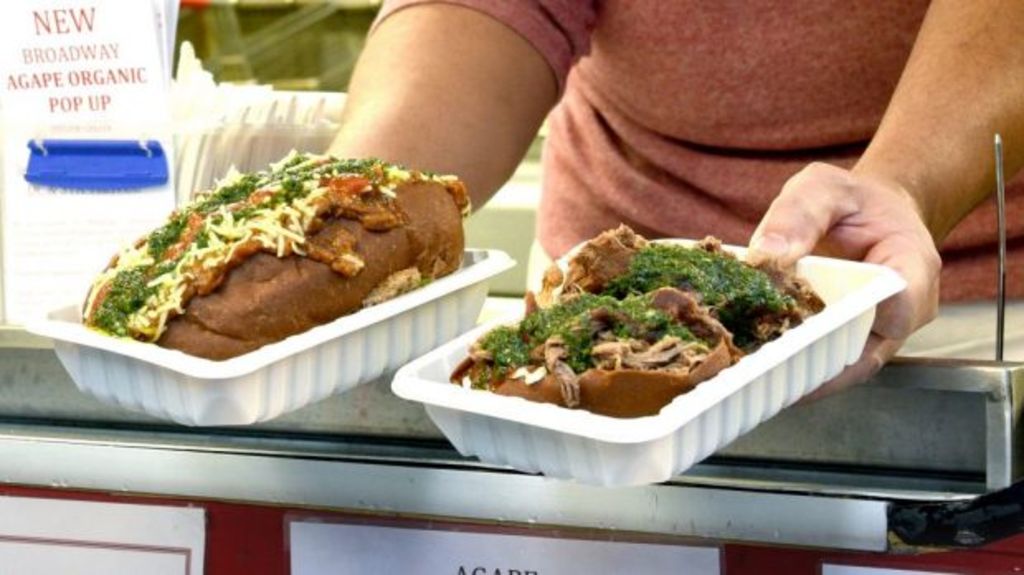 Window of opportunity for Melbourne food trucks, but there's one small snag