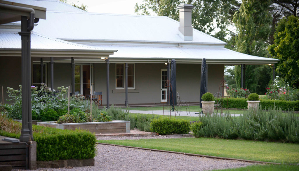 Billionaire Michael Hintze buys iconic Victorian farm