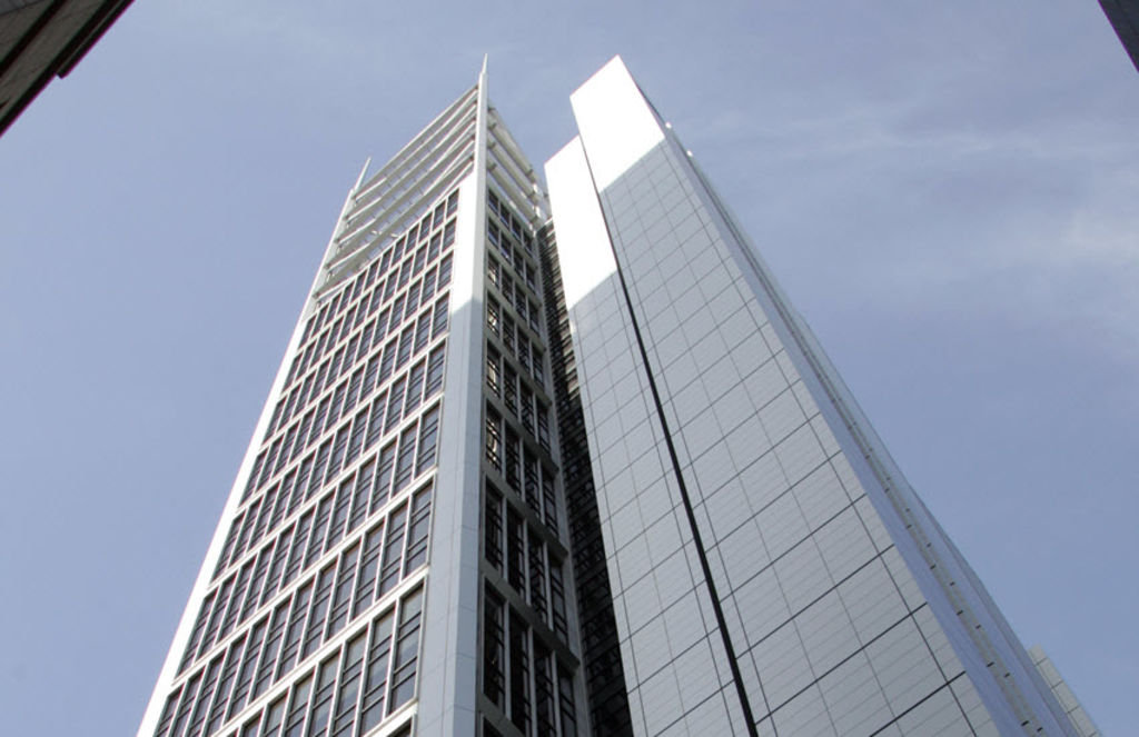 Investa locks in law firm lease at Sydney landmark