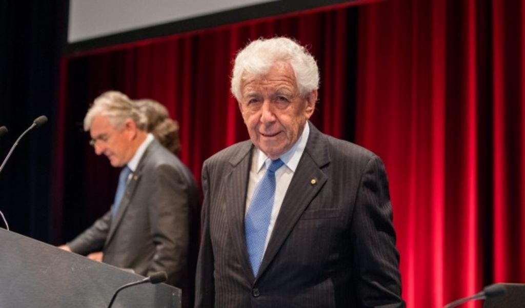 Westfield Corp hit with 20pc protest vote on executive pay