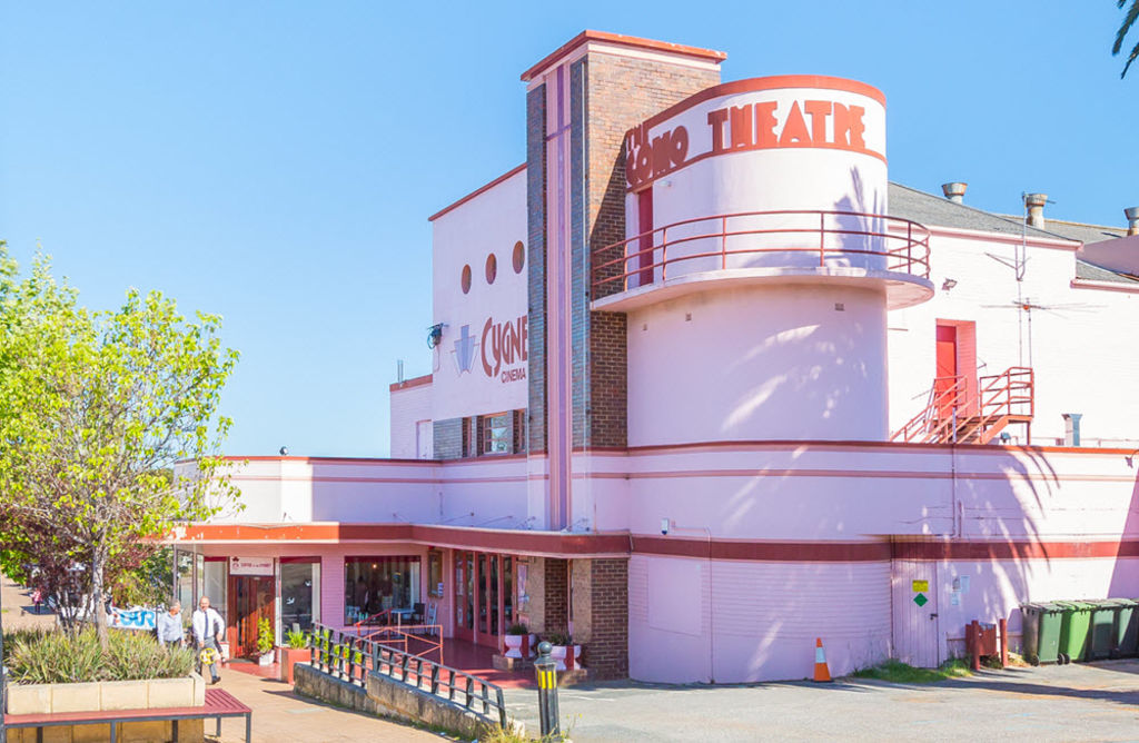 Perth's historic Cygnet cinema set to be sold for the first time